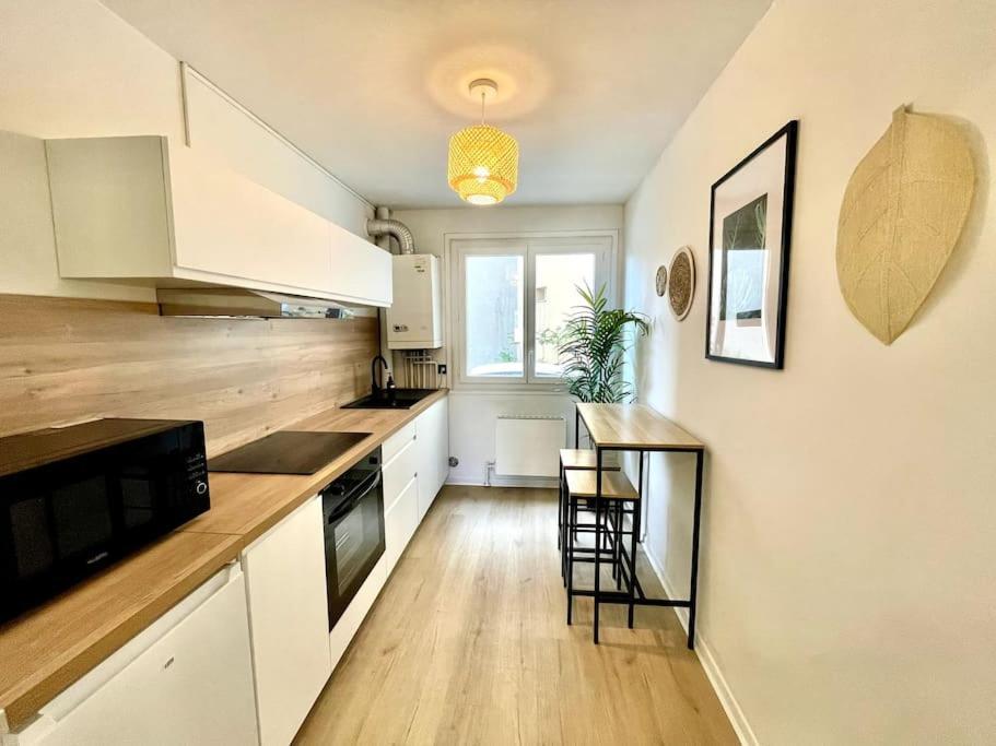 L'Instant Present - Calme & Elegant Proche Gare Apartment Roanne Exterior photo